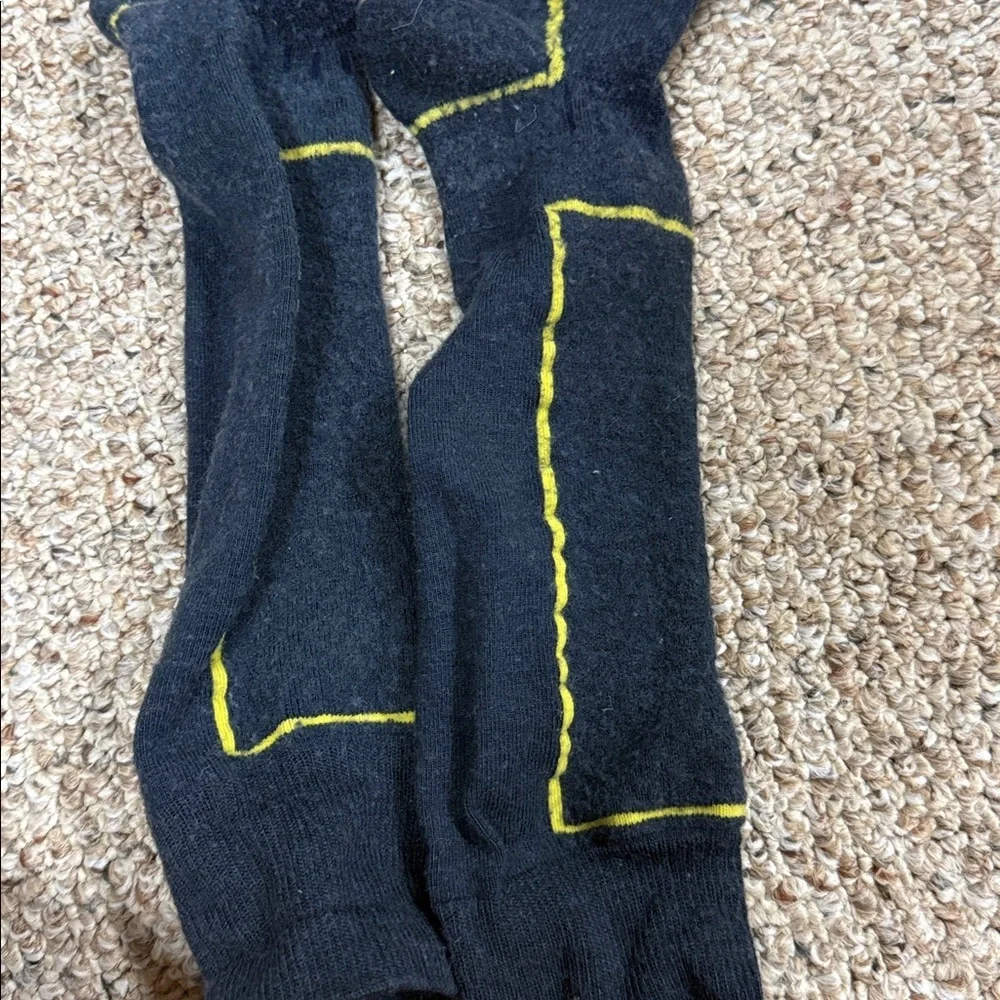 FOX River Unisex Snow Pack Medium Weight Snow Over the Calf Socks. L